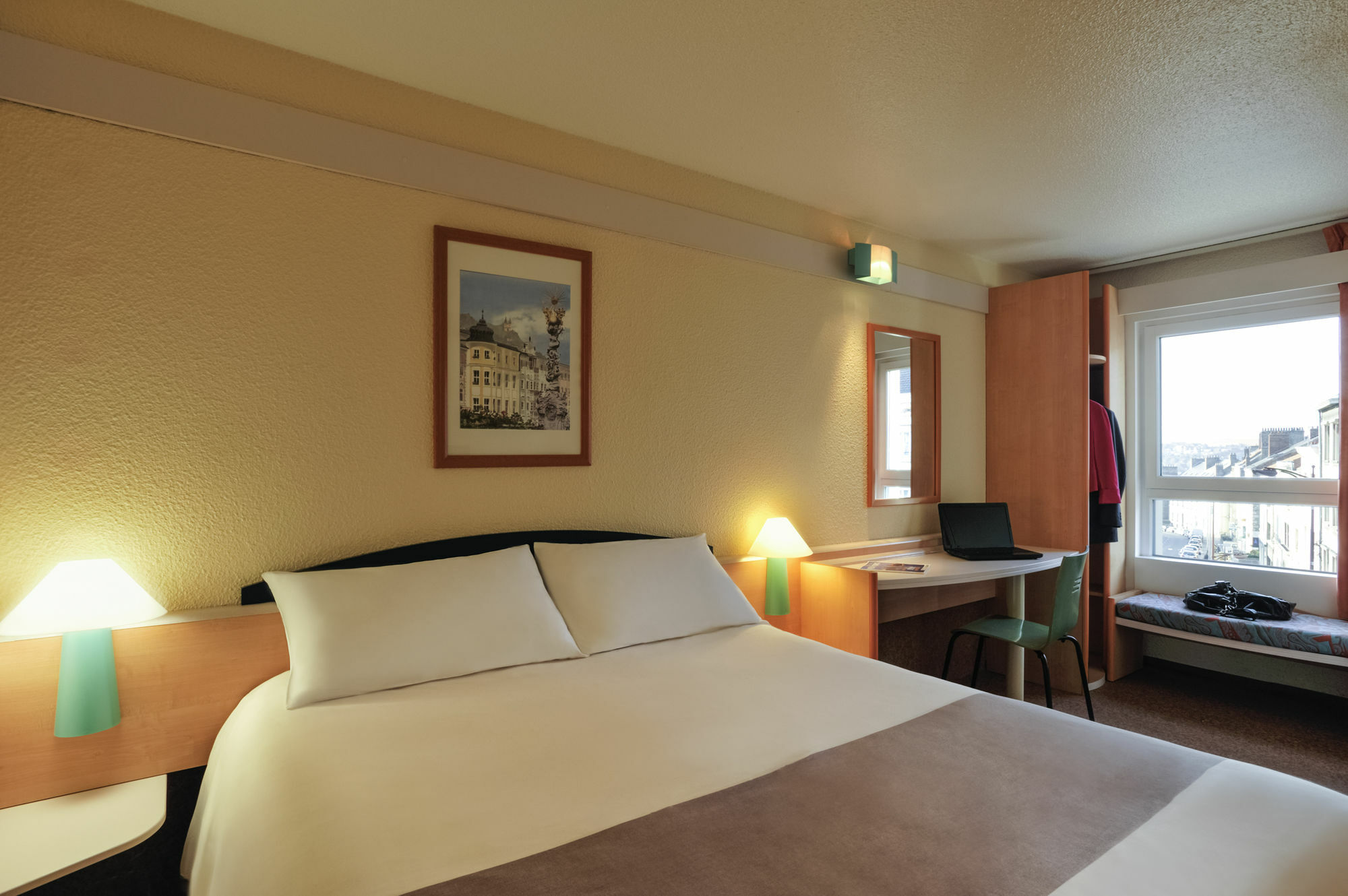 Ibis Styles Boulogne Sur Mer Centre Cathedrale מראה חיצוני תמונה